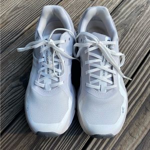 Women’s On Cloudrunner Running Shoes Size 7